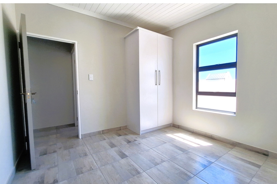 3 Bedroom Property for Sale in Brittania Beach Estate Western Cape